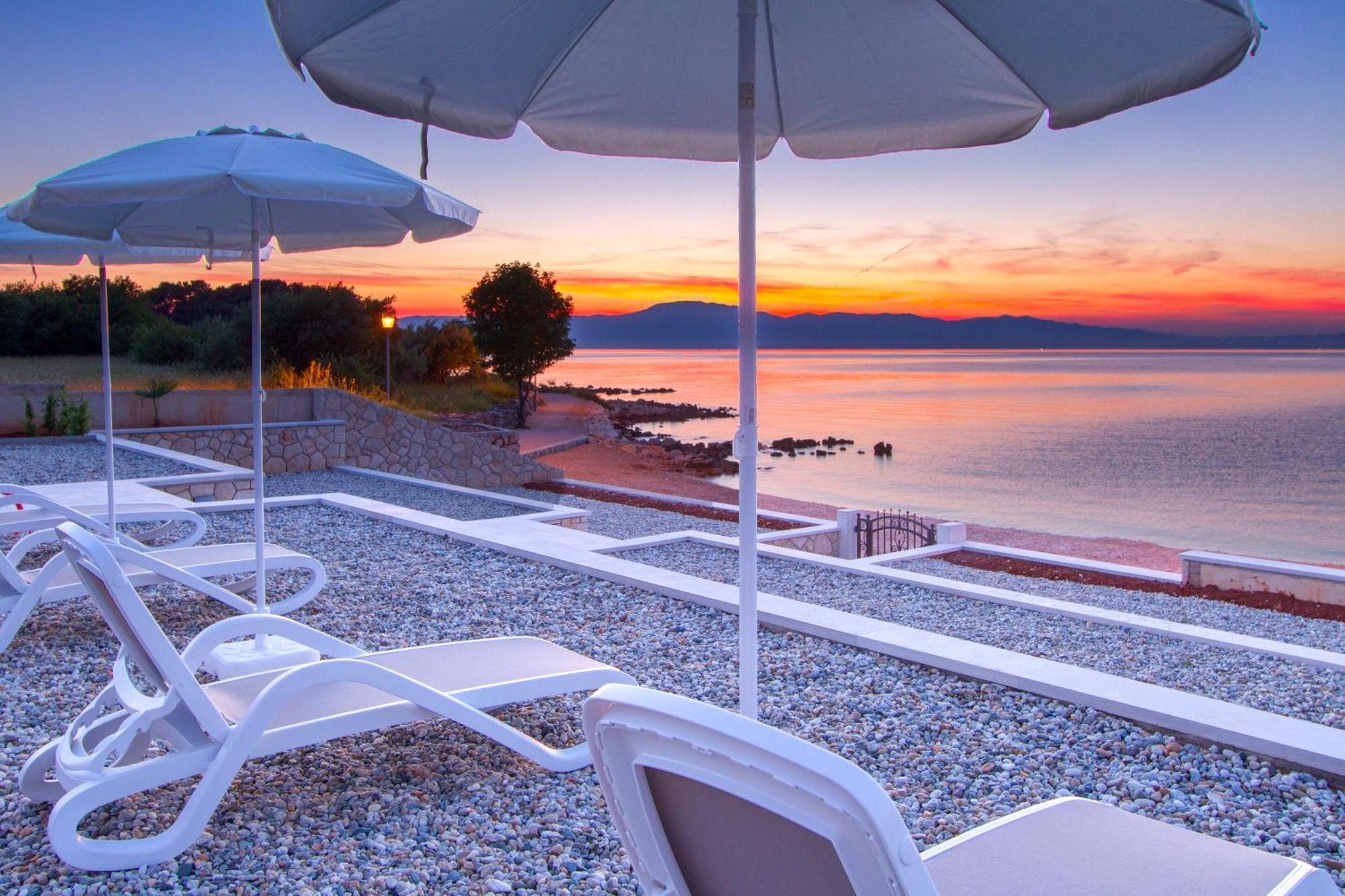 Luxury Apartments Villa Matea Malinska Bagian luar foto