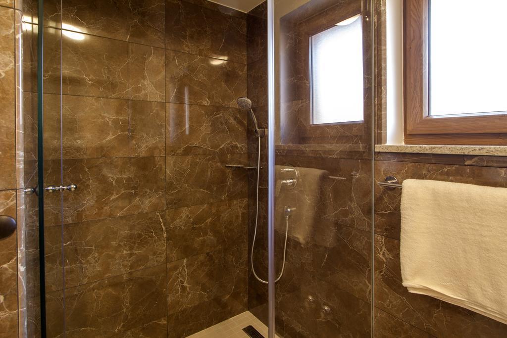 Luxury Apartments Villa Matea Malinska Ruang foto