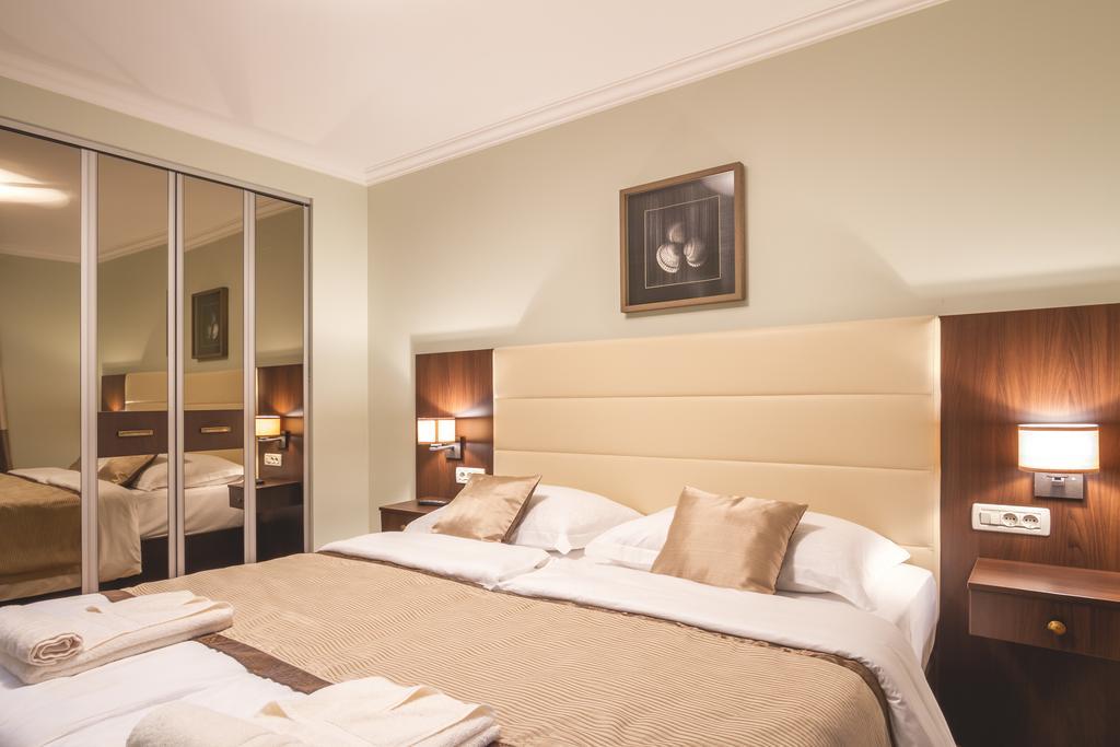 Luxury Apartments Villa Matea Malinska Bagian luar foto