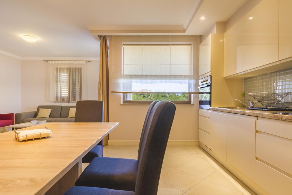 Luxury Apartments Villa Matea Malinska Bagian luar foto