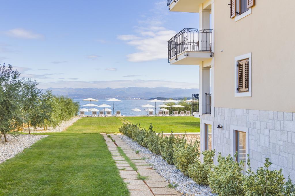 Luxury Apartments Villa Matea Malinska Bagian luar foto