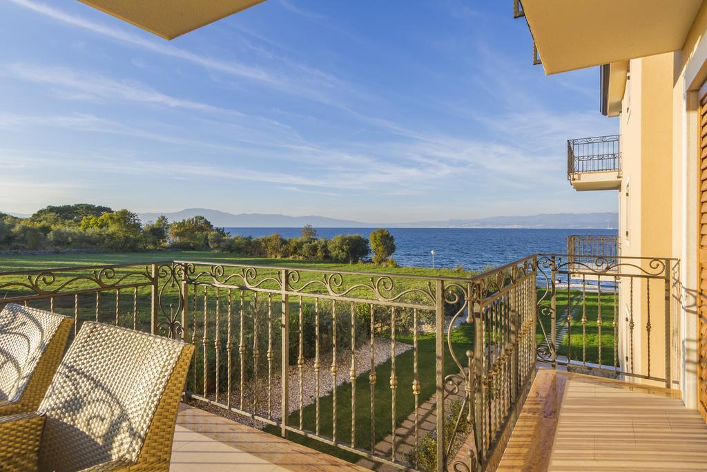 Luxury Apartments Villa Matea Malinska Bagian luar foto